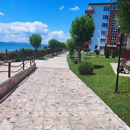 Apartment Family Apartament Crown-bastetbs Sveti Vlas